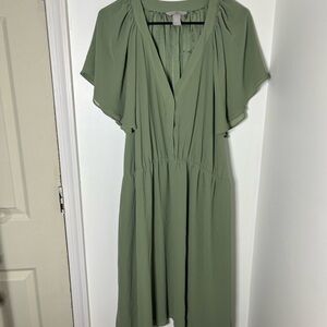 H&M Olive Green Midi Dress Women’s XXL Flutter Sleeve V-Neck Elastic Waist